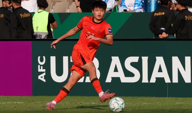 b体育app-记者：浙江曾参与争夺杨希，海港给出标王转会费但工资不高